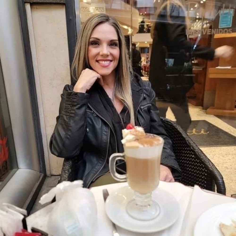 Meet your Posher, Lisa